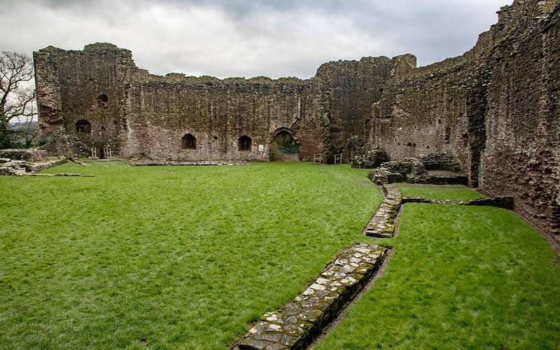 Tracing History Through Offa's Dyke Map: A Journey Along the Ancient Path